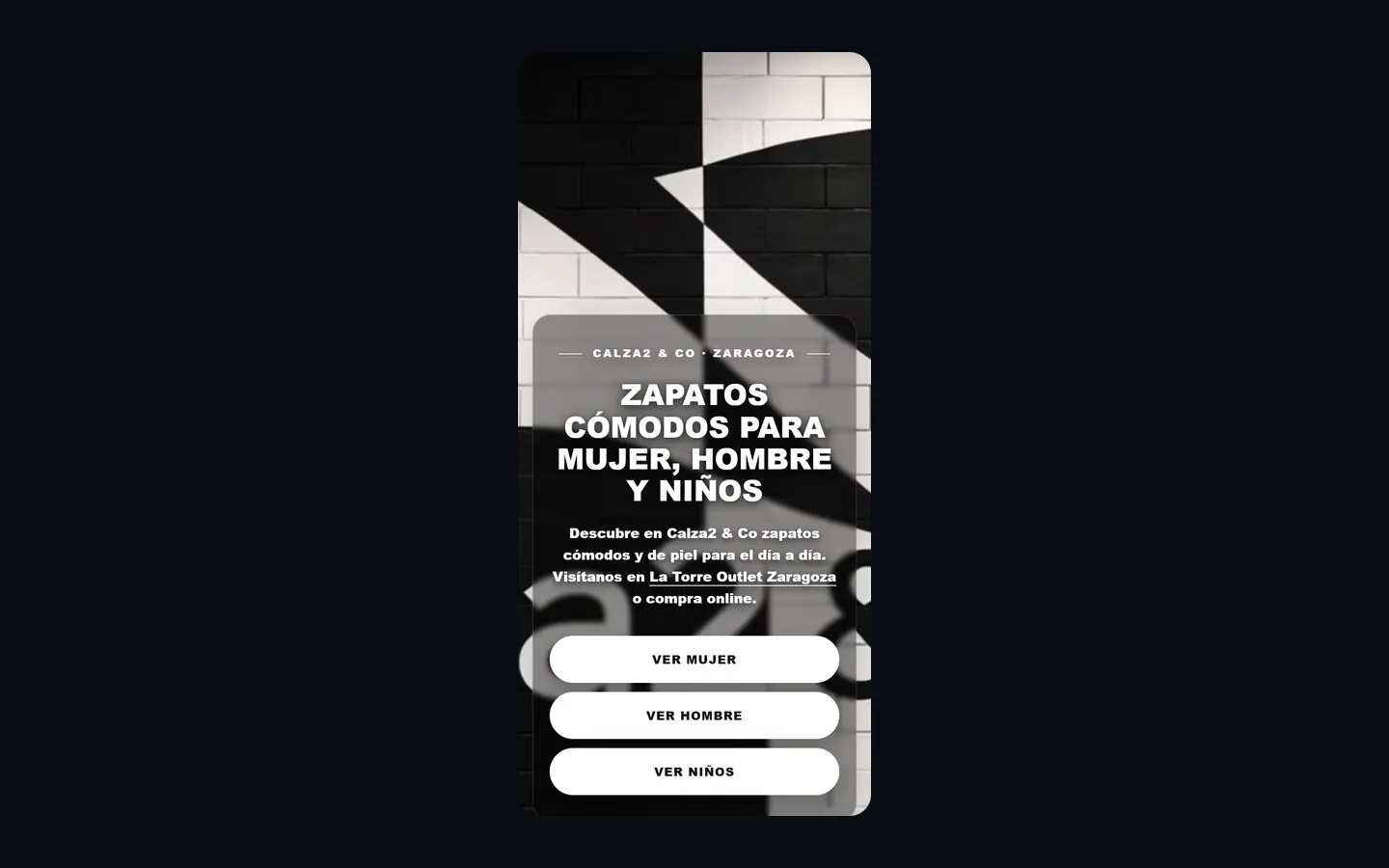 La misma portada de calza2.es vista en un teléfono, con los accesos por categoría apilados en vertical.
